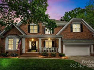7811 Compton Ct, Charlotte, NC 28270