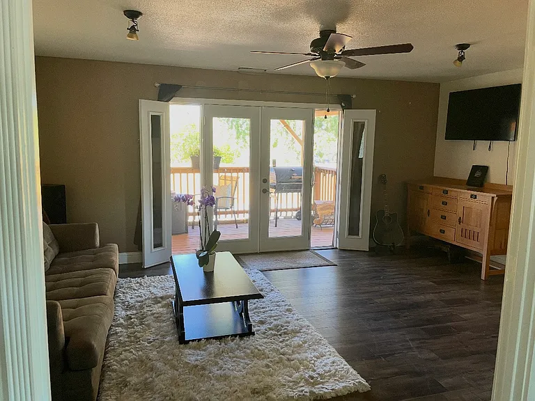 3844 Bechelli Ln — Photo 7