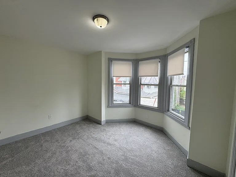 2728 N Newkirk St — Photo 16