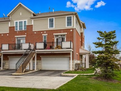 2230 S Crambourne Way, Arlington Heights, IL, 60005