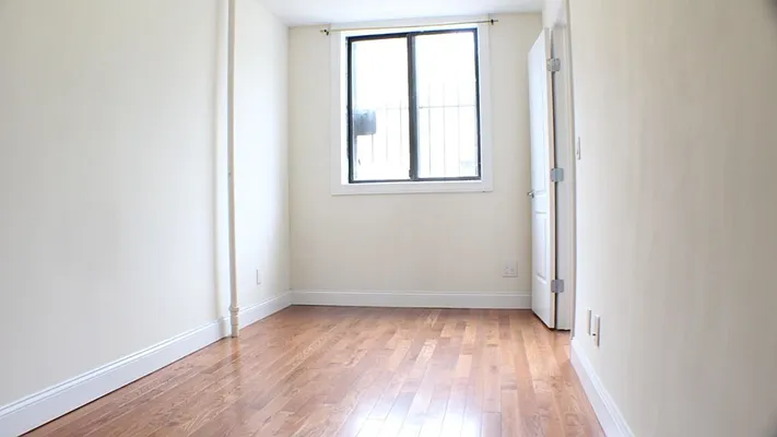 Rented by Nooklyn NYC LLC | media 11