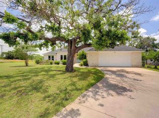2804 Oak Ridge Dr, Horseshoe Bay, TX 78657