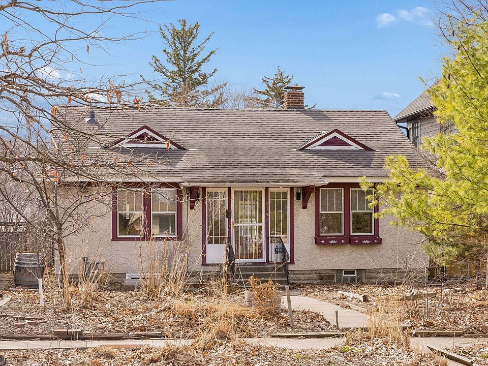 1st image of 2146 James Ave