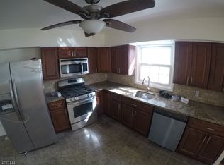 805-807 Parkview Ter, Elizabeth, NJ 07202