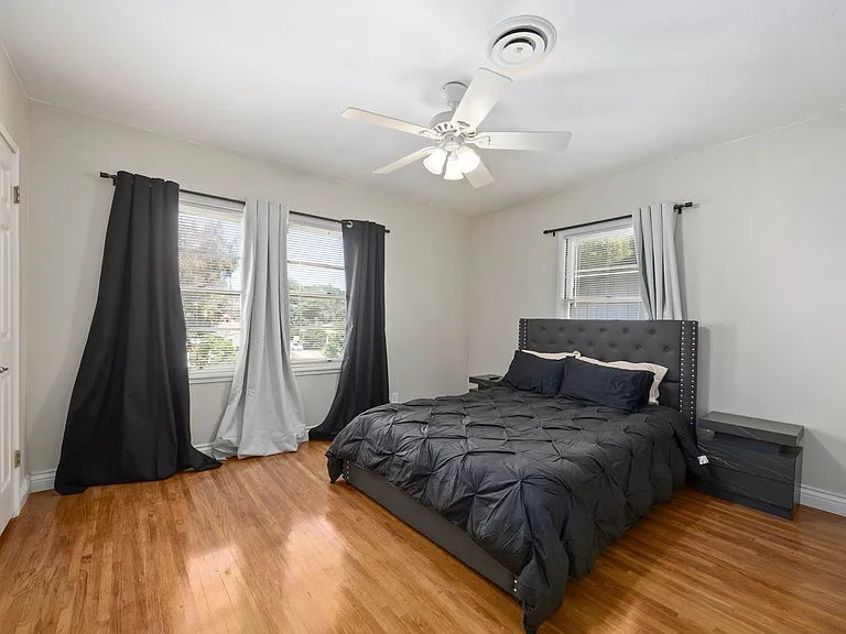 2803 Hawthorne Ave #B — Photo 20
