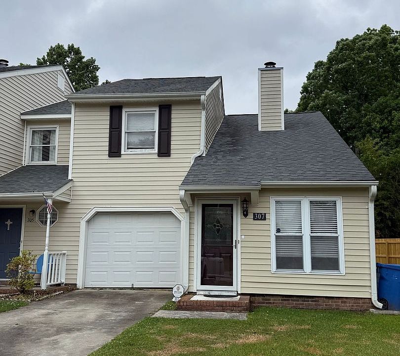 1st image of 307 Bracken Pl