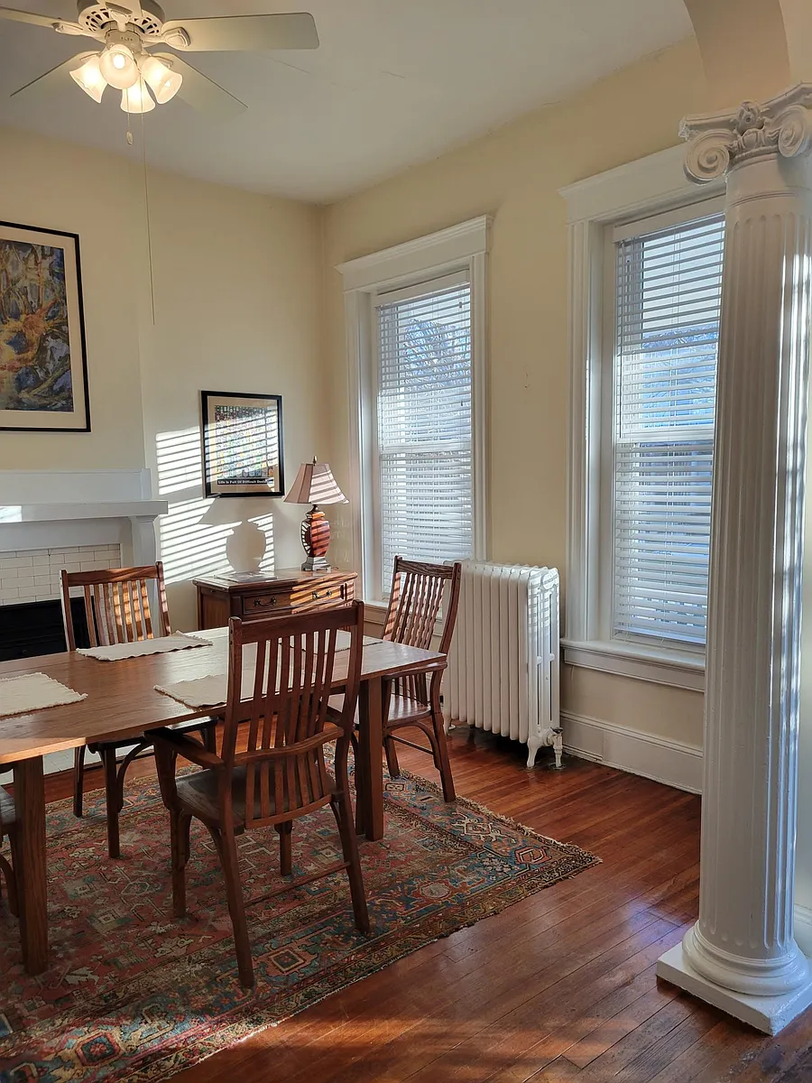 Front Room-door to right - 2510 Floyd Ave #1