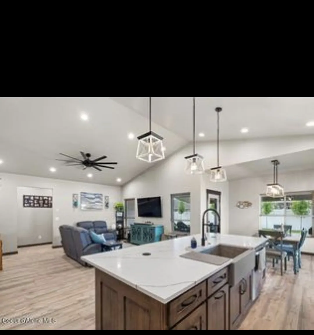 12597 N Krauss Cir — Photo 2