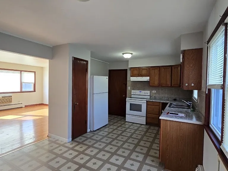 145 E Palatine Rd #B1 — Photo 10