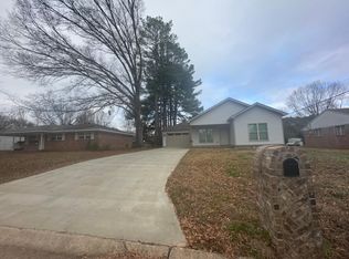 2200 Lookout Ave, Conway, AR 72034