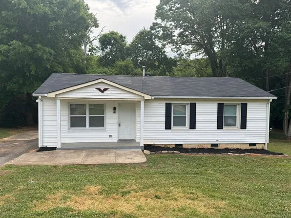 630 Dundeen Dr, Gastonia, NC 28052