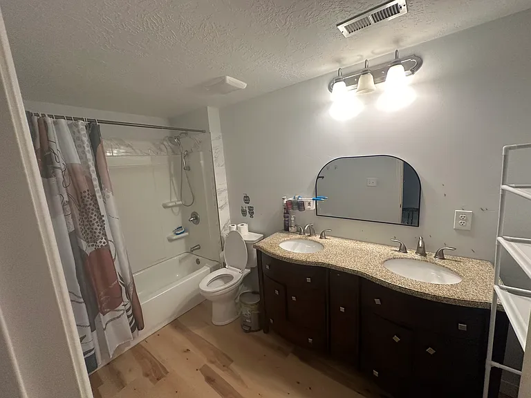 1428 W Tamarack Rd — Photo 7