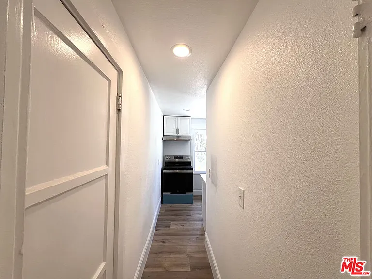 1828 S Gramercy Pl #1/4 — Photo 5