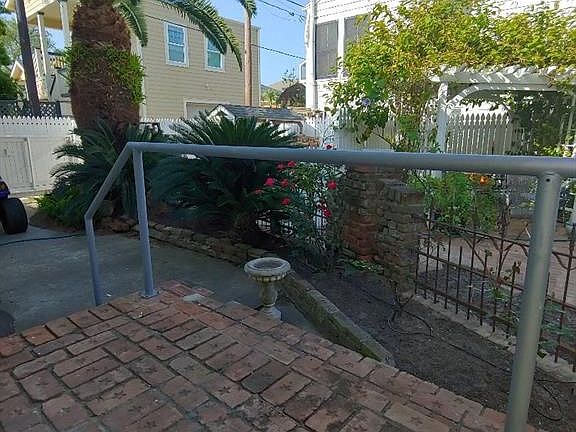 2nd image of 818 13th St #818