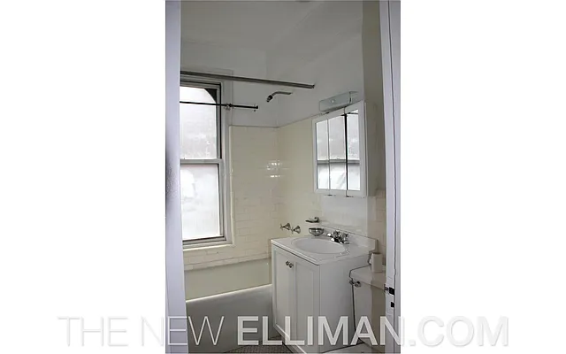 Rented by Douglas Elliman | media 19