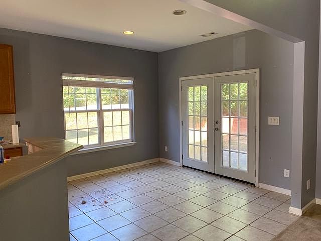 2nd image of 402 Azure Ct