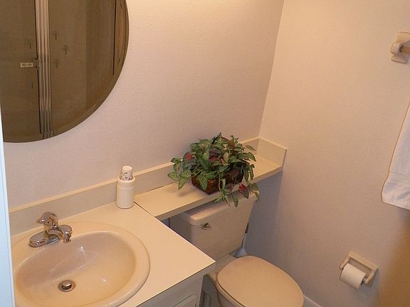 4th image of 3907 Atrium Dr #U-7