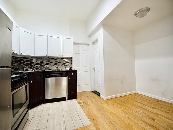 3rd image of 188 Suydam St #1LL