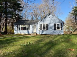 29 Outlook Dr, Worcester, MA 01602