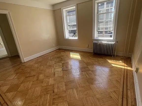 4th image of 326 Summit Ave #204B