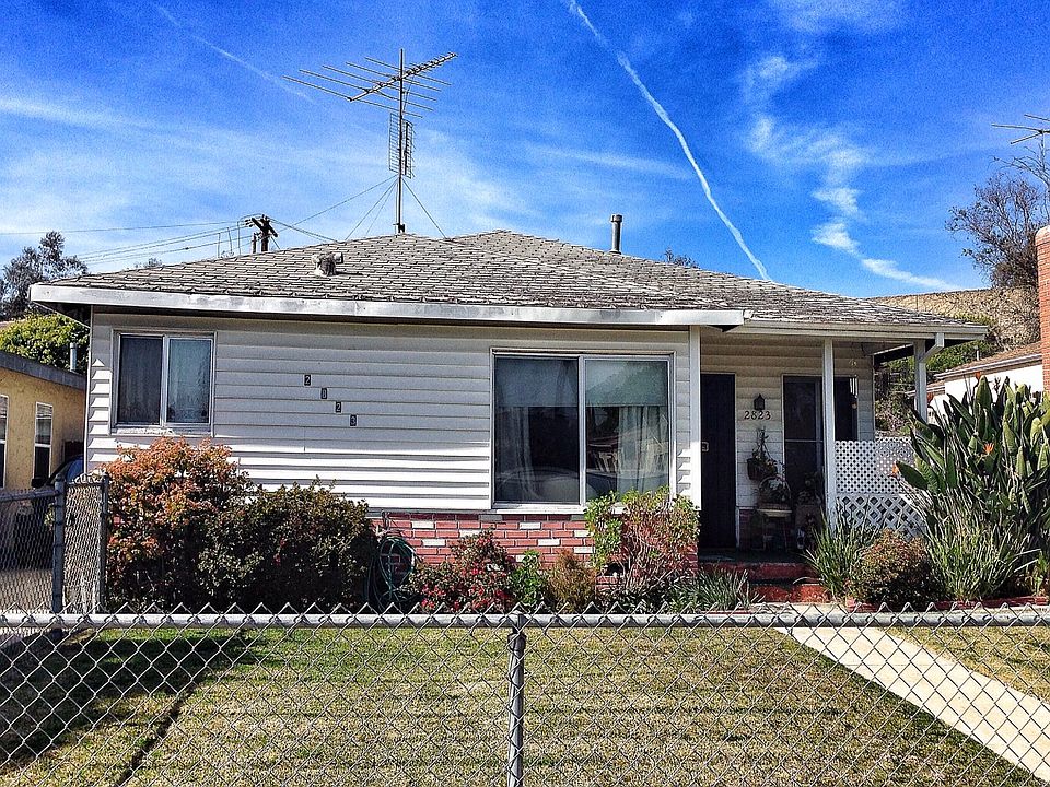 1st image of 2823 S Holt Ave