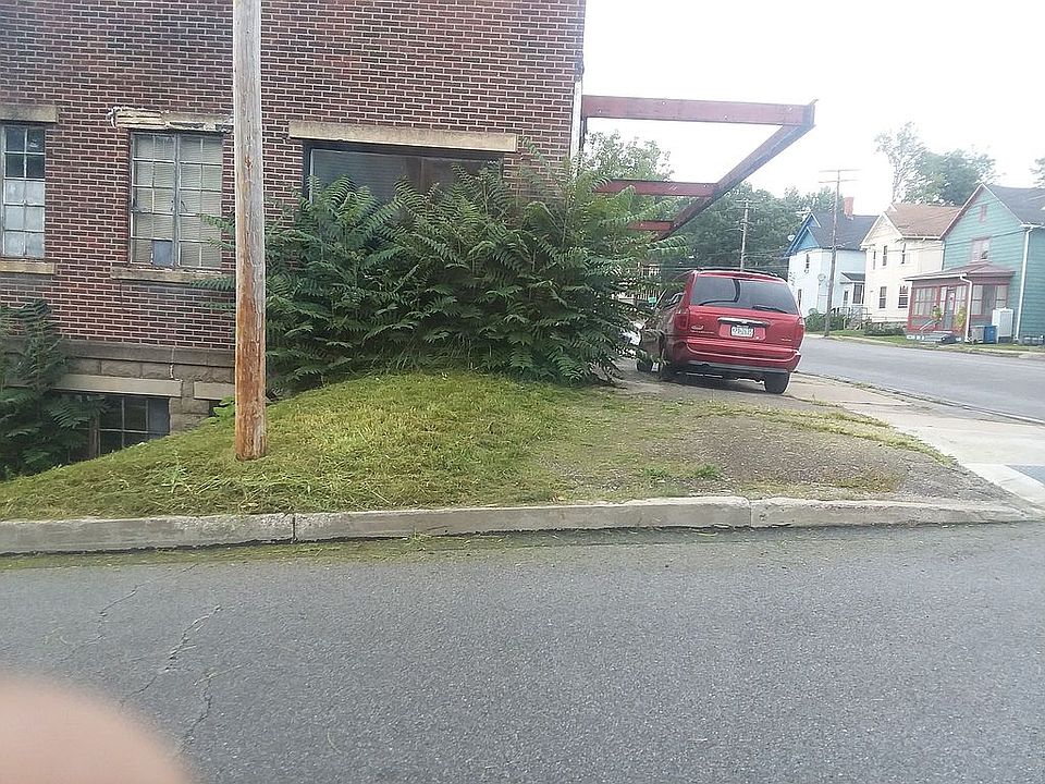 780 Water St, Meadville, PA 16335 Zillow