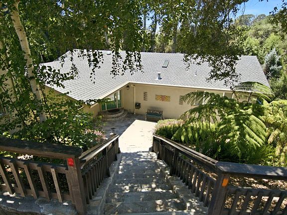 2nd image of 22610 Valley View Dr