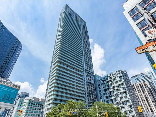 300 Front St W Unit 805, Toronto, ON M5V 0E9