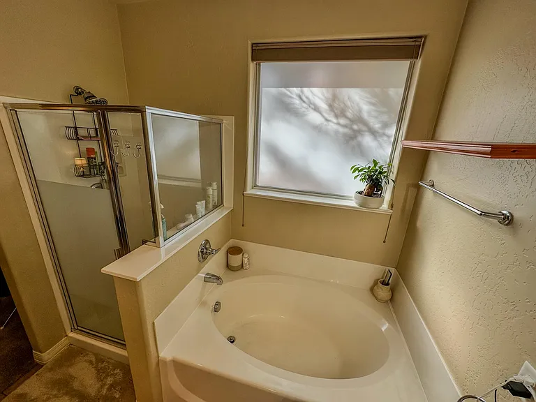 537 Nugget Trl — Photo 16