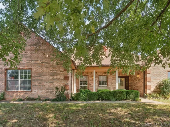 9601 S 282nd East Ave, Broken Arrow, OK 74014