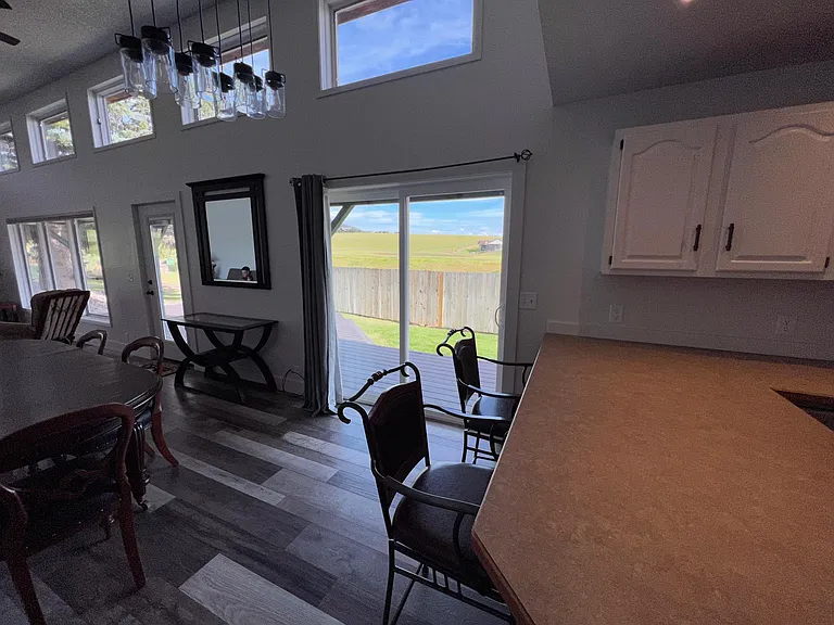 7155 Sypes Canyon Rd — Photo 23