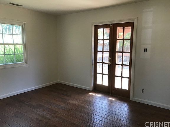 4th image of 14724 Gledhill St