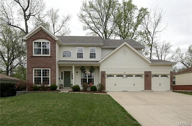 1st image of 628 Warrenton Dr