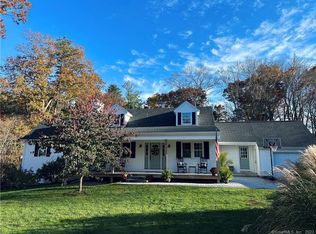 21 Meadow Dr, Thompson, CT 06277
