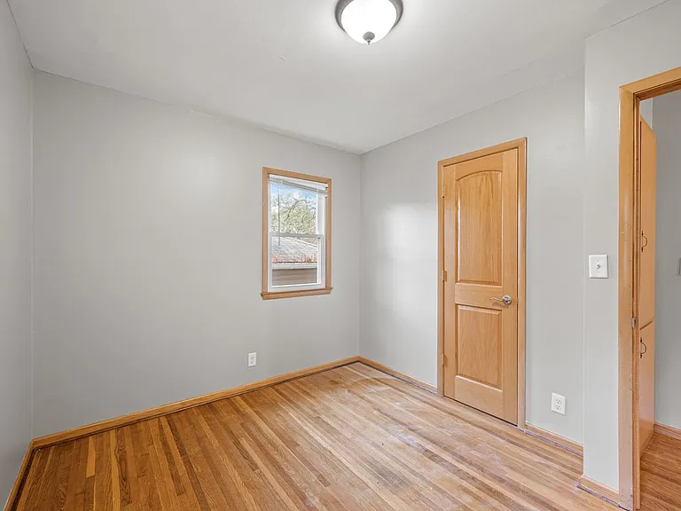1711 Rose Pl — Photo 17