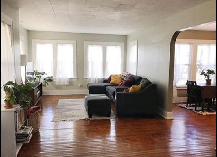Front room & part of dining rm