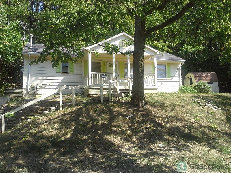 1st image of 1668 Waverly Ave