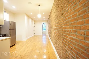 Rented by Rennit Inc.