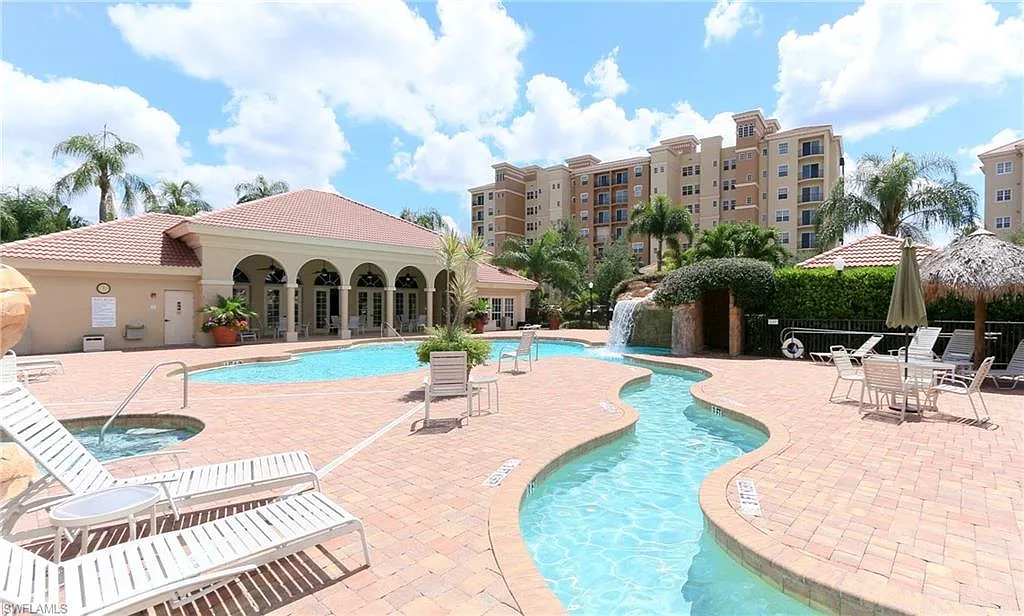 2 bed, 2.0 bath, 1772 sqft, $13,500 — Photo 4