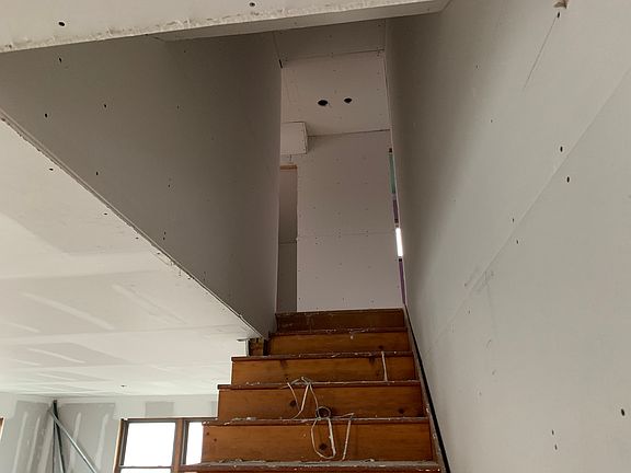 Stairs upstairs bedrooms 