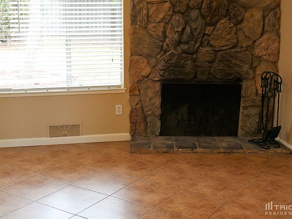 2nd image of 5837 Tupelo Dr
