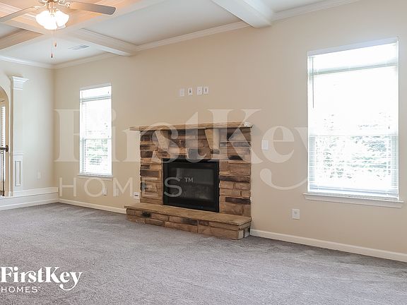 2nd image of 1328 Wild Rose Dr SE