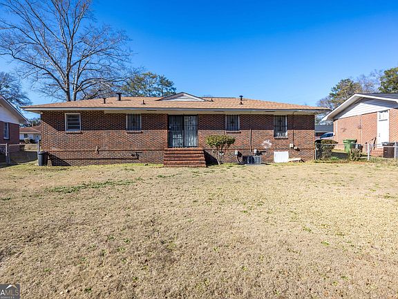 2nd image of 240 Killdee Dr