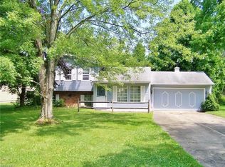 122 Hazelwood Dr, Seville, OH 44273