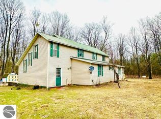 511 W Sharon Rd SW, Fife Lake, MI 49633