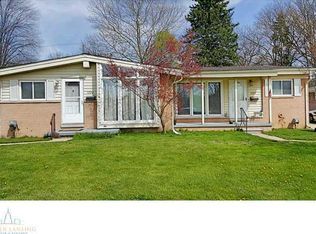 1222 N Fairview Ave, Lansing, MI 48912
