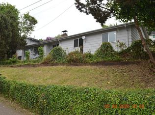 215 SW 3rd St, Clatskanie, OR 97016