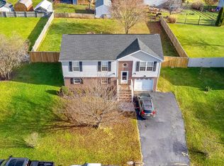 34 Arctic Ave, Hedgesville, WV 25427