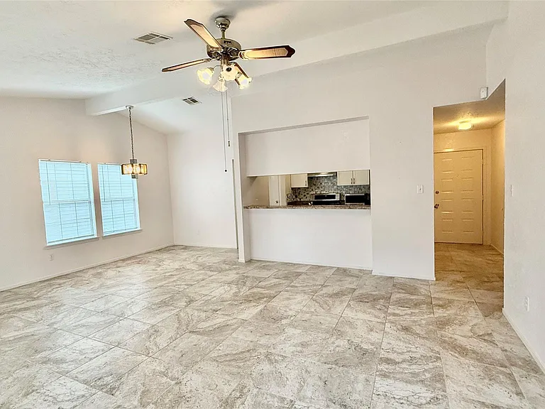 18 Dellforest Ct — Photo 29