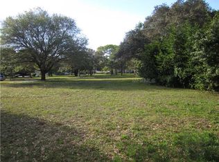 1711 Laurel Rd, Belleair, FL 33756